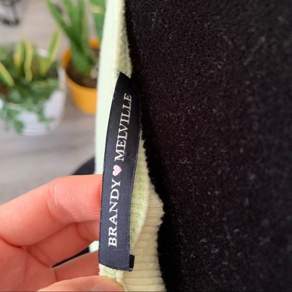 ✨Brandy Melville Pastel Green Skylar Tank Top✨ - Picture 4 of 5